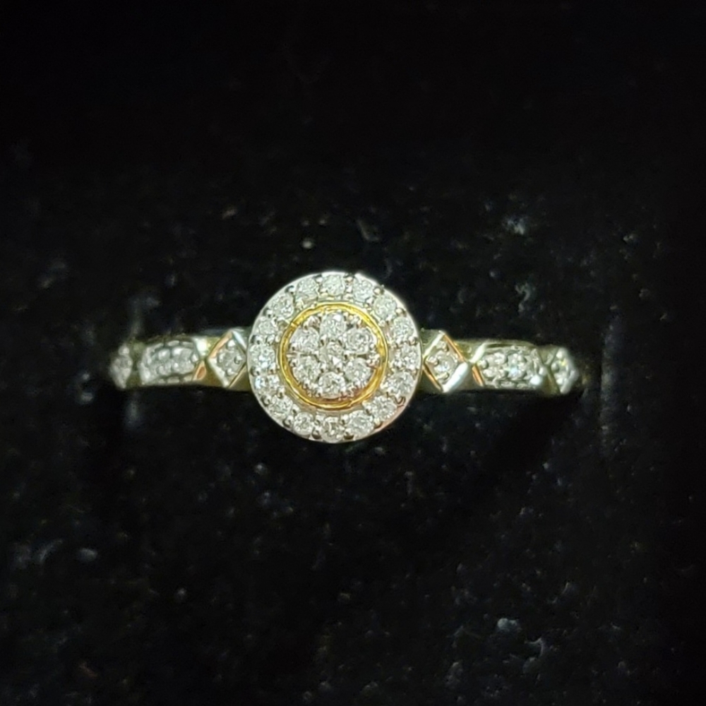 💥10k Yellow Gold Diamond Ring!💥